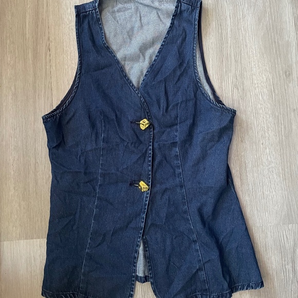 Commense Dark Blue Sleeveless button front top - Picture 10 of 12